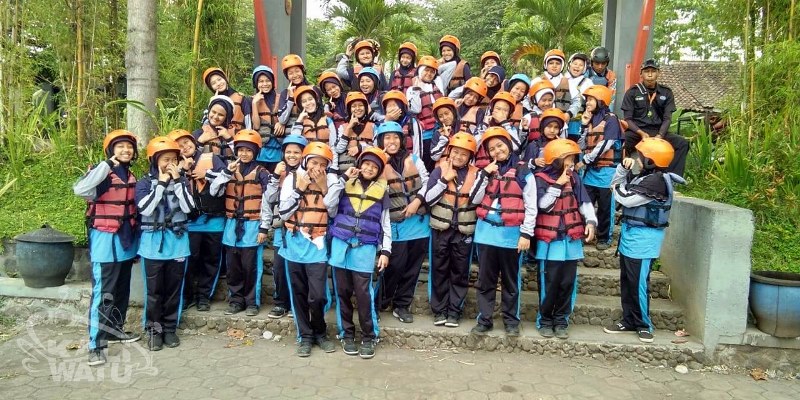 Outbound dan Rafting SMP Muhammadiyah 8 Batu